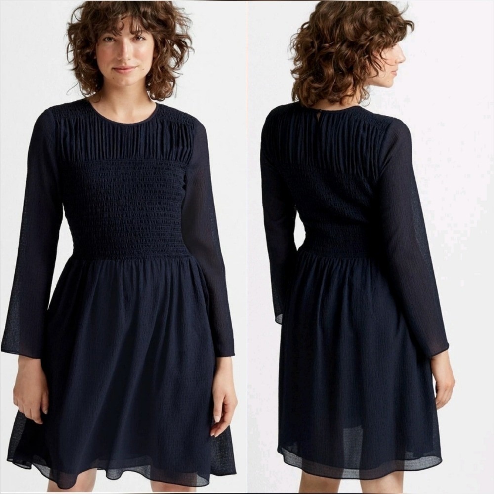Club Monaco NEW Navy Blue Smocked Long Sleeve Babydoll Dress SZ 4 Minimalist